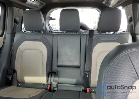 2023 Land Rover Defender 110 X-Dynamic Se from USA, damaged, VIN SALE2EEU6P2120322